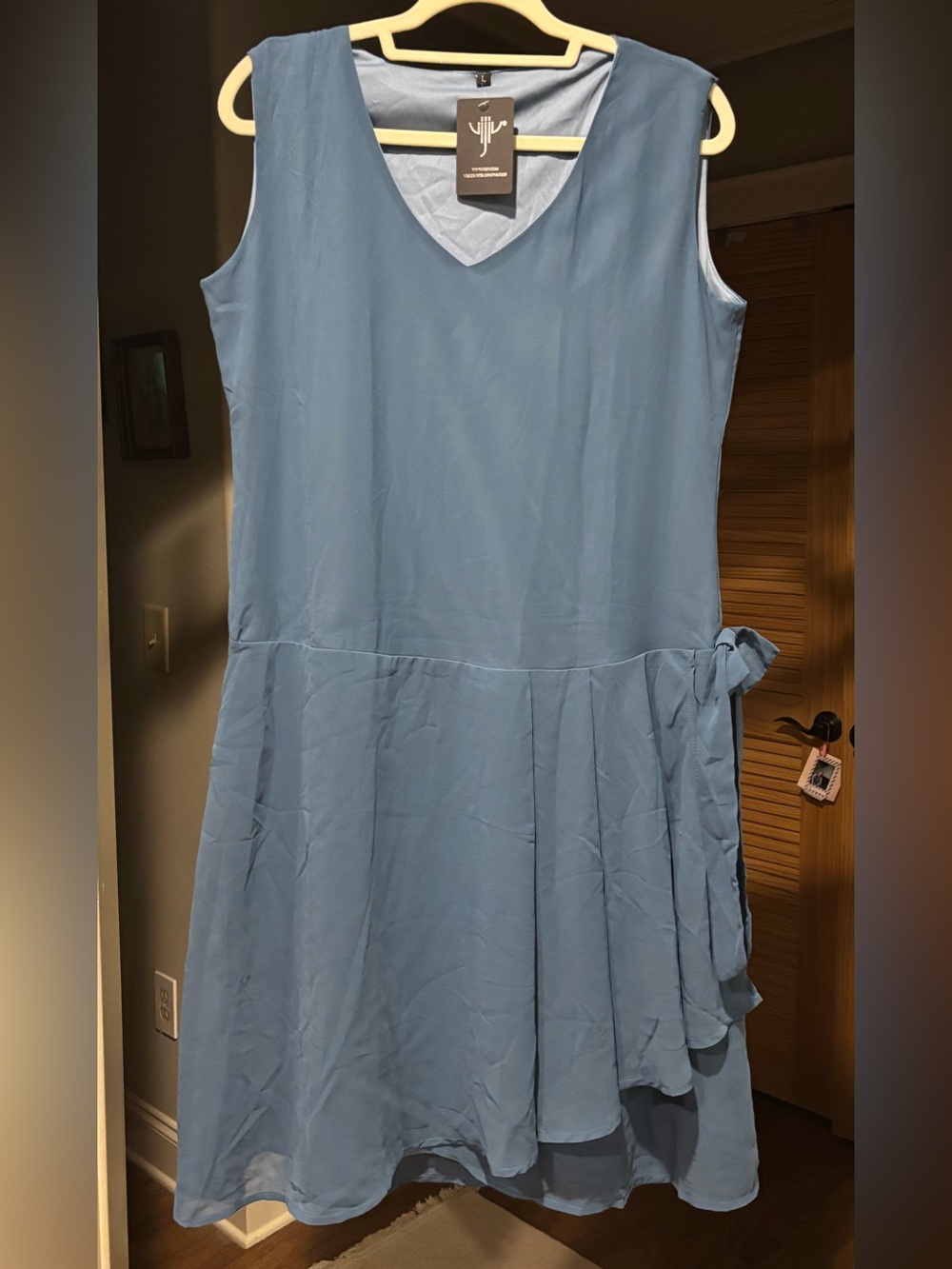 ViVI Soft Blue-Teal Flapper style V-Neck Sleeveless Dress